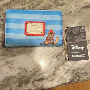 Disney Dumbo Lougefly book wallet